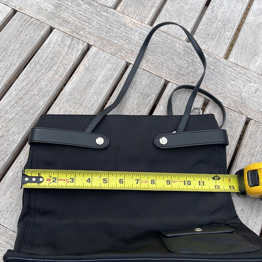 Cole Haan sporty shoulder bag / purse black - Picture 14 of 16